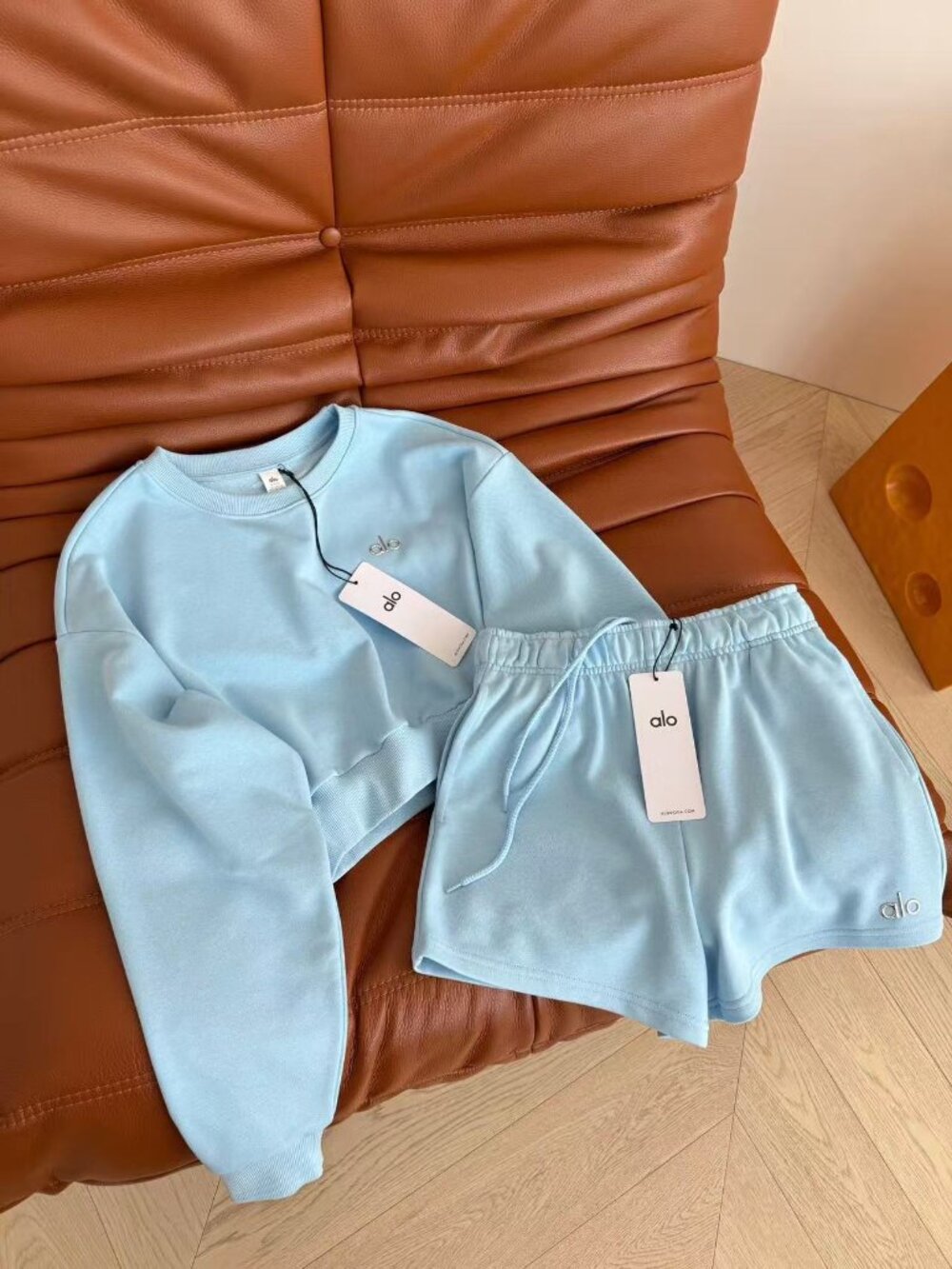 ALO Blue Long-Sleeve Top & Shorts Set — Size M - Picture 3 of 3